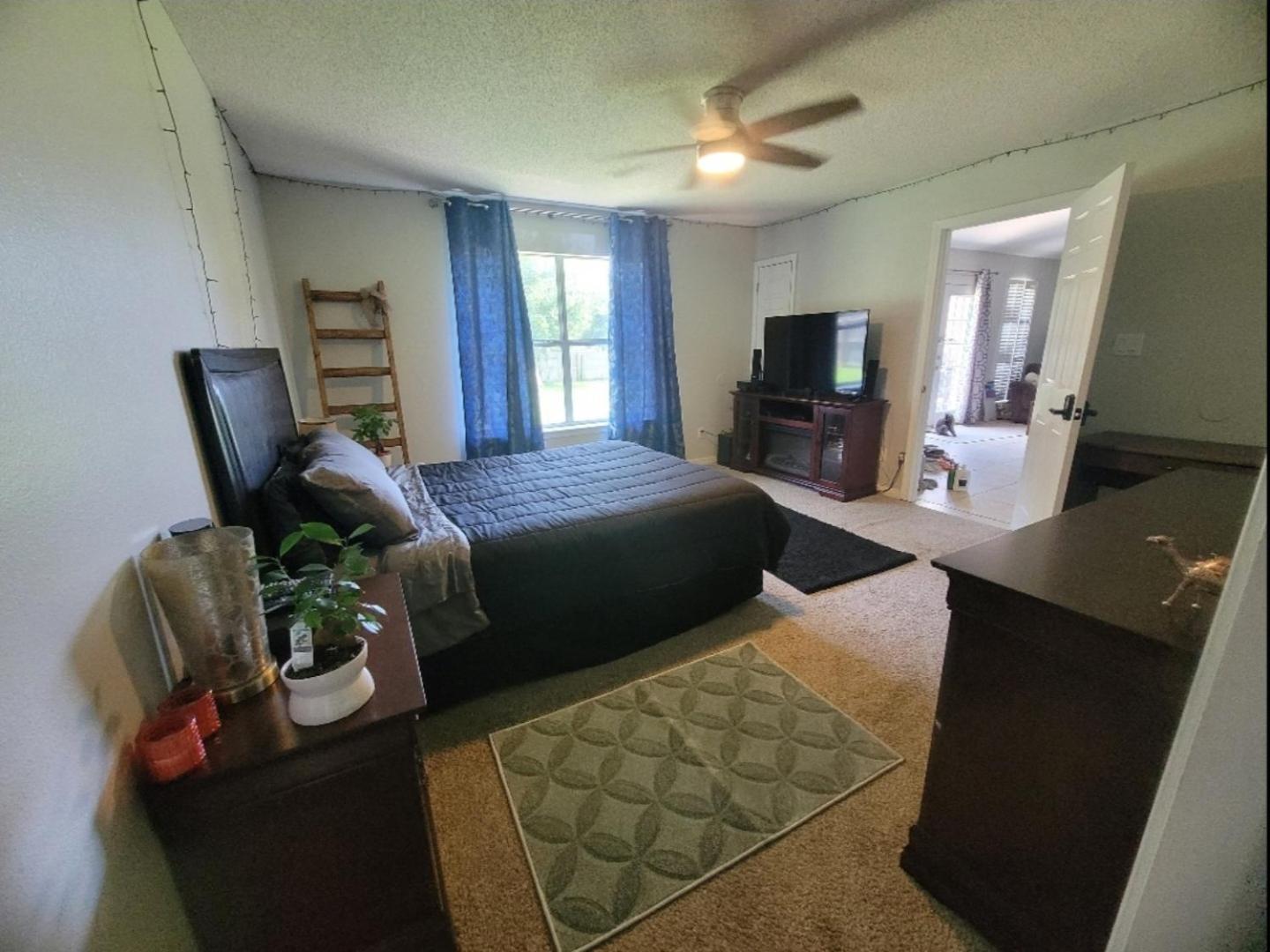 Bedroom Four Minutes From Beach Pensacola Værelse billede
